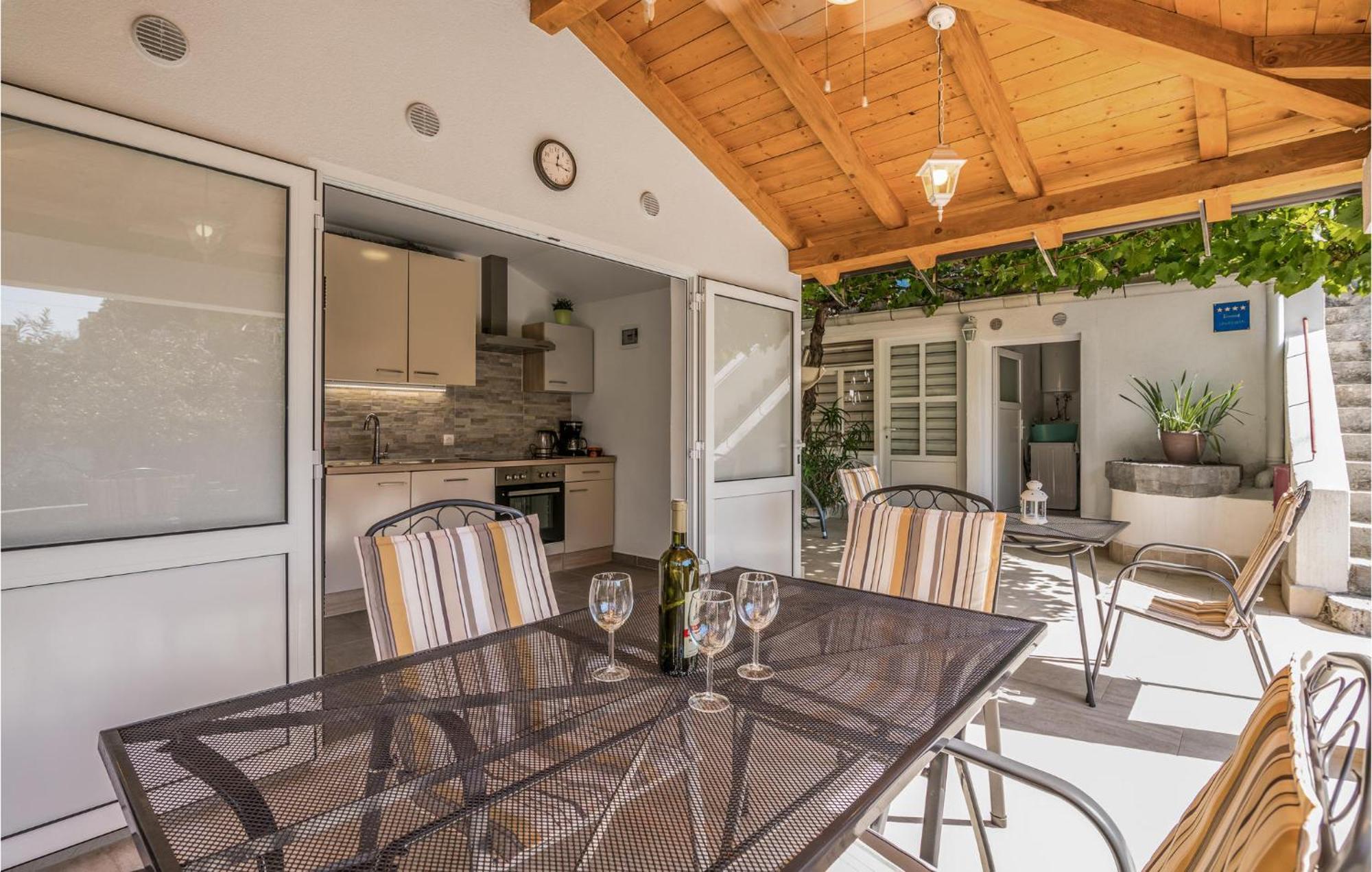 Gorgeous Apartment In Krk With Wifi Punat Kültér fotó